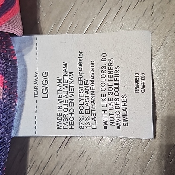 Under Armour No Slip Waistband Leggings Color Pinks and Purples Size Large 12-14 - Picture 7 of 8